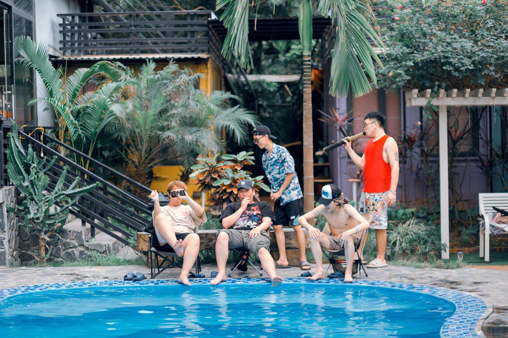 Republic Hostel Cat Ba Xuan Dam Bagian luar foto